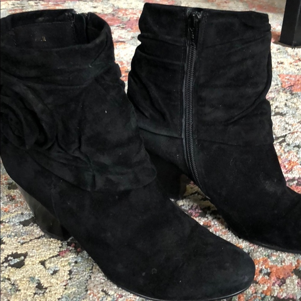 Boots - Picture 2 of 3